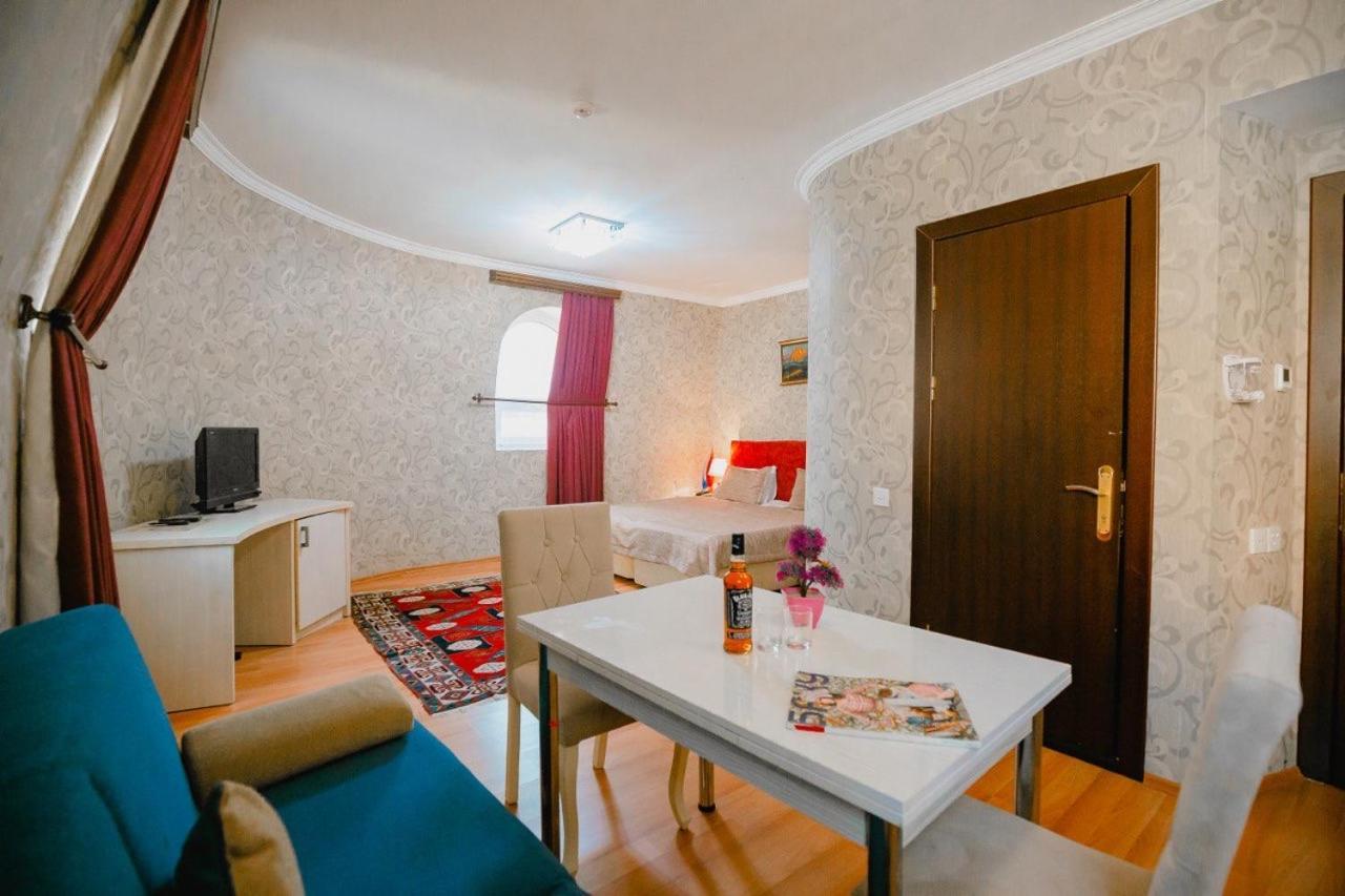 The Center Hotel Баку Экстерьер фото
