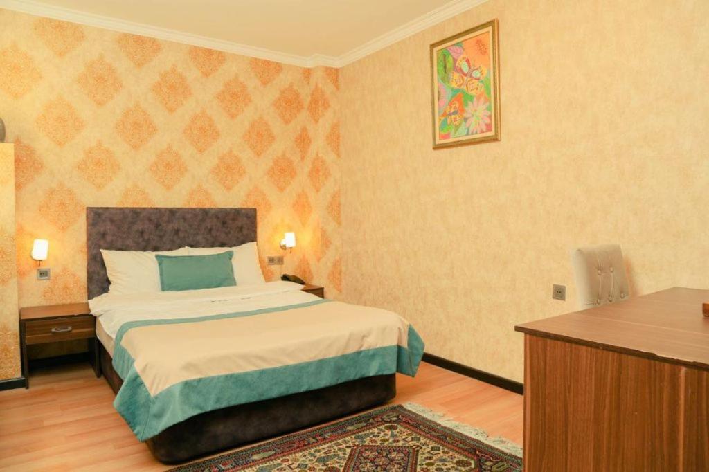 The Center Hotel Баку Экстерьер фото